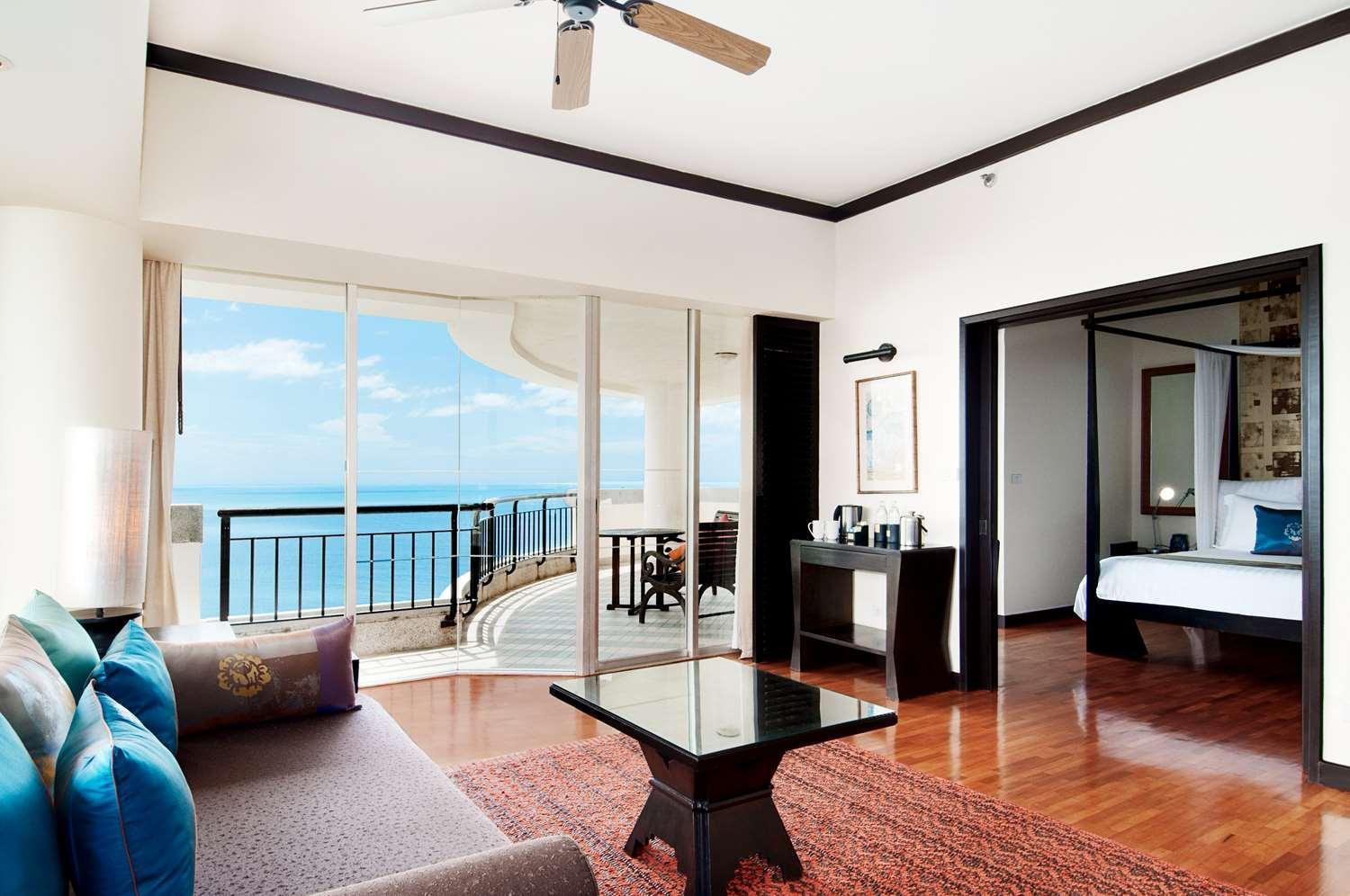 Hilton Hua Hin Resort & Spa Экстерьер фото