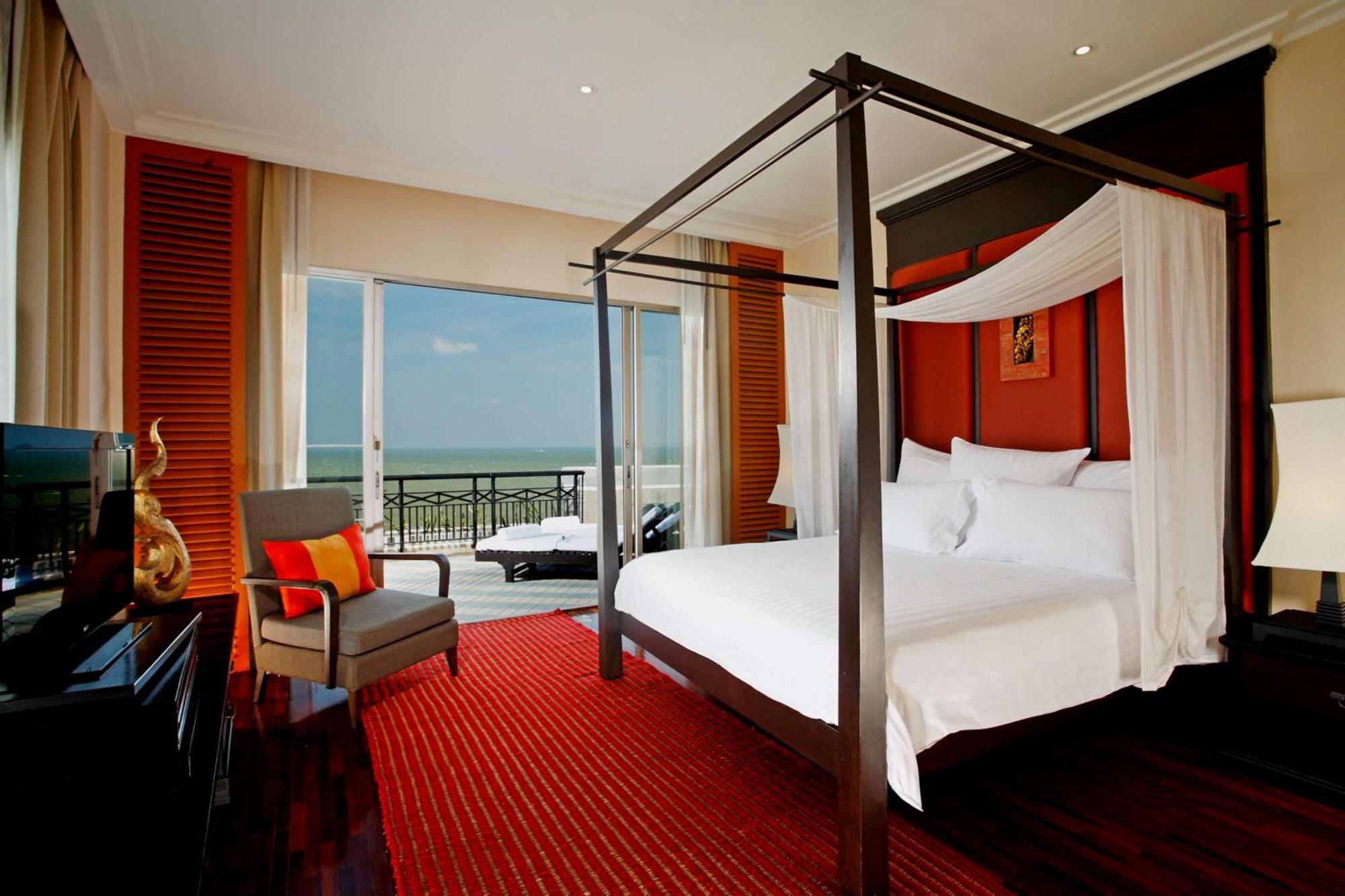 Hilton Hua Hin Resort & Spa Экстерьер фото