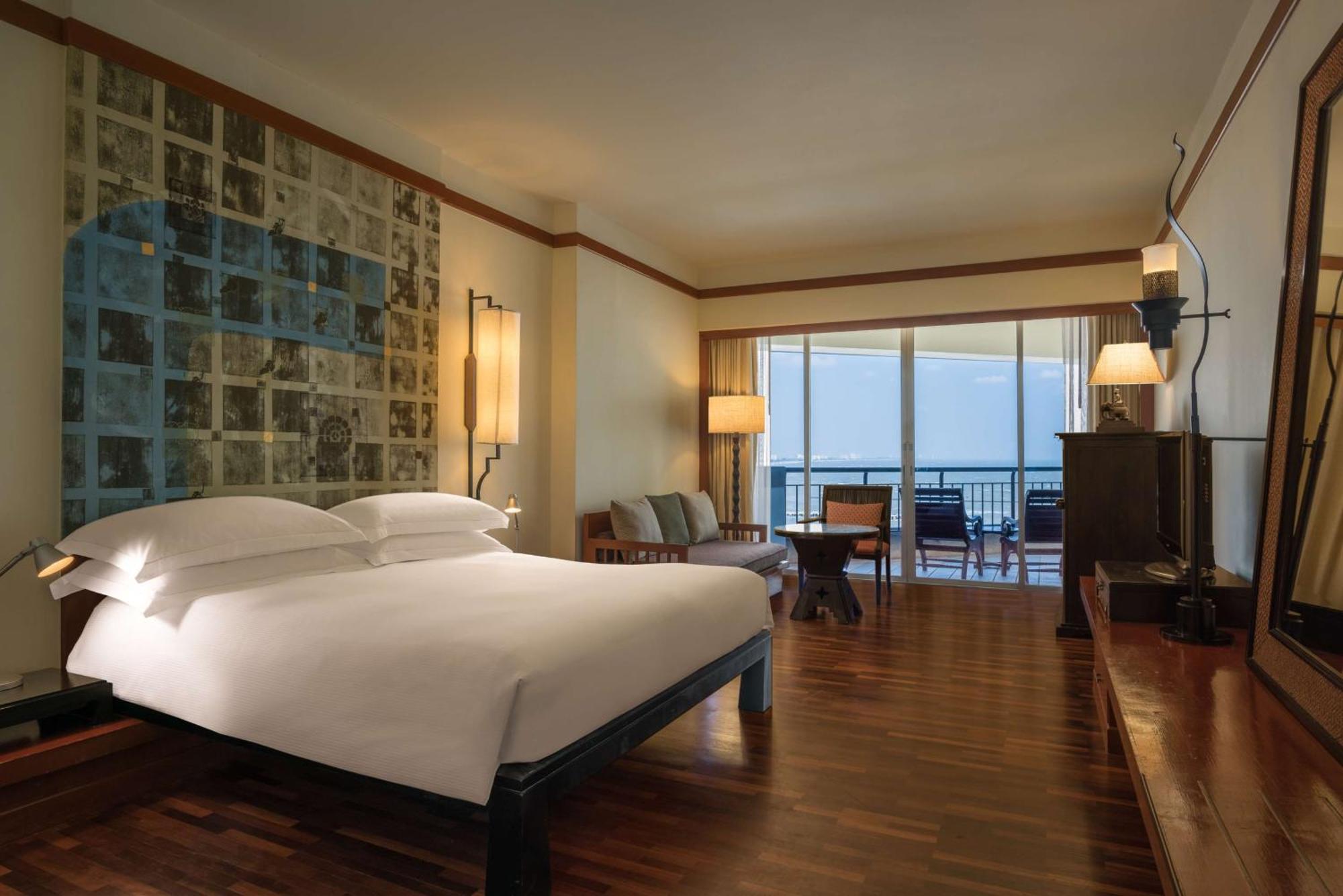Hilton Hua Hin Resort & Spa Экстерьер фото