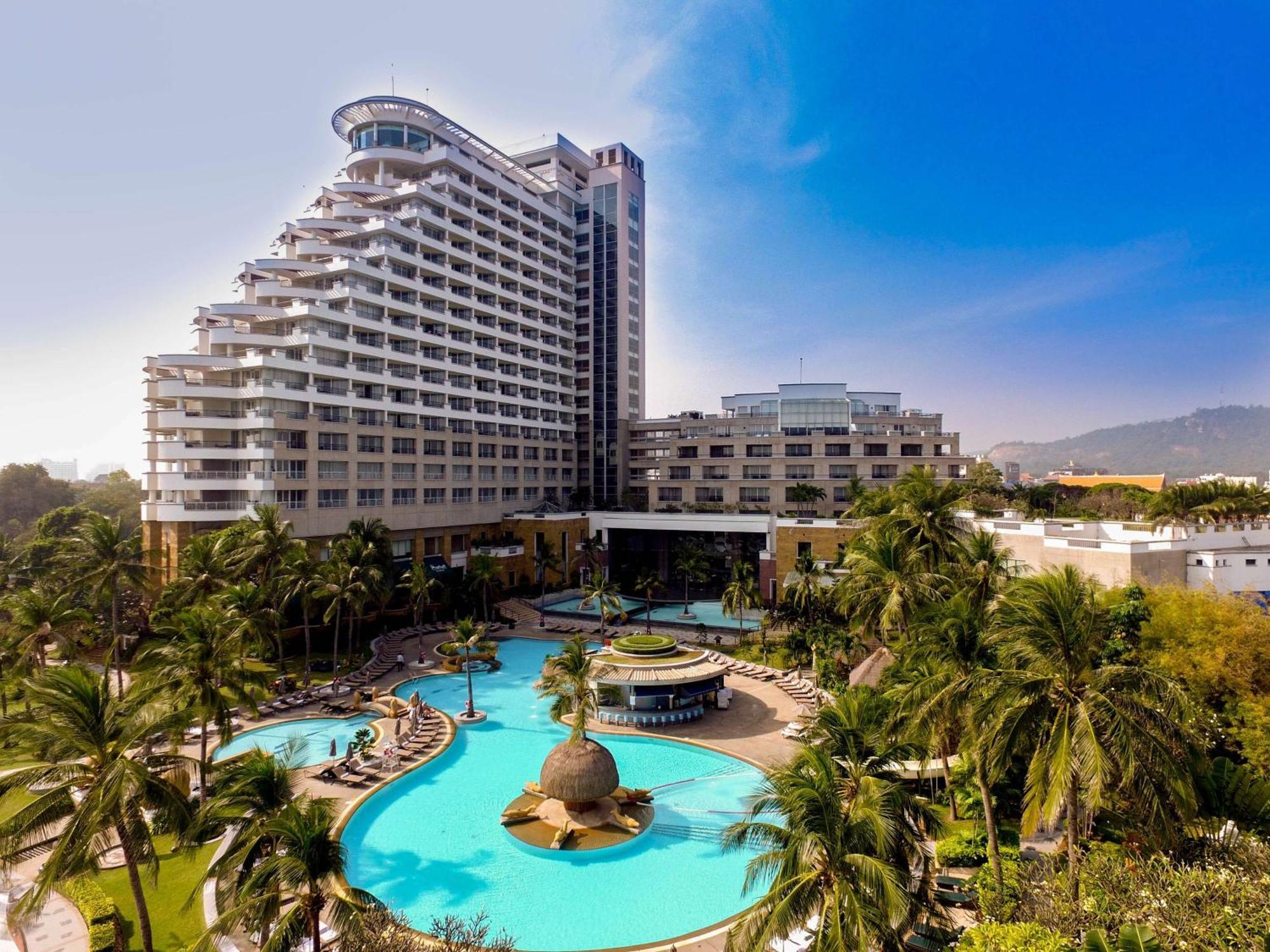 Hilton Hua Hin Resort & Spa Экстерьер фото Vinpearl Hotel Nha Trang